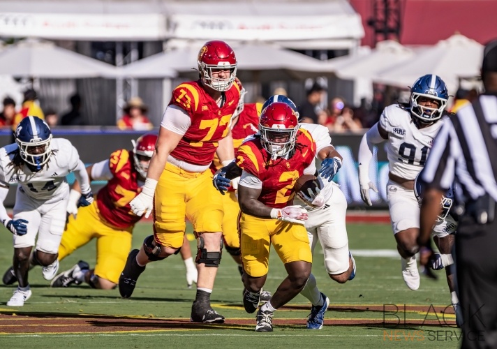Trojans Defeat Georgia Southern 59-20
