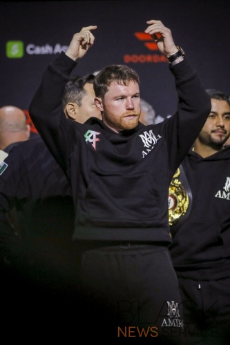 Canelo vs Crawford - Weigh In