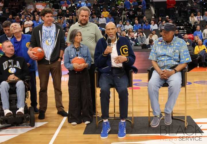 Bruins lose to Wildcats, 65-69