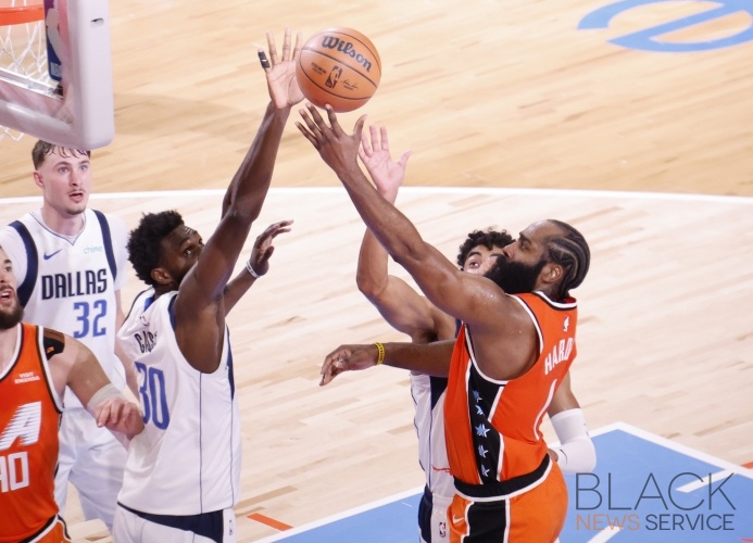 Clippers Fall to Mavs 110-114