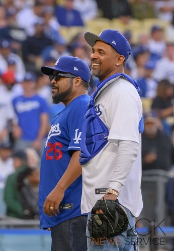Dodgers lose to Giants, 2-6