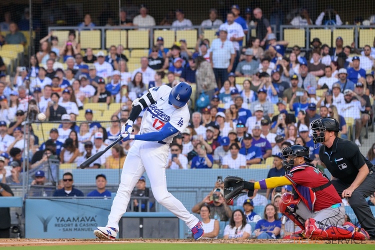 Dodgers lose to Diamondbacks, 3-9
