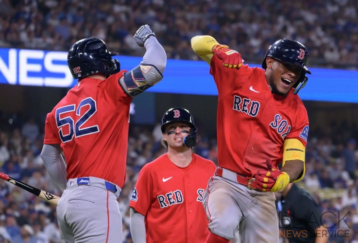 Dodgers lose to Red Sox, 9-4