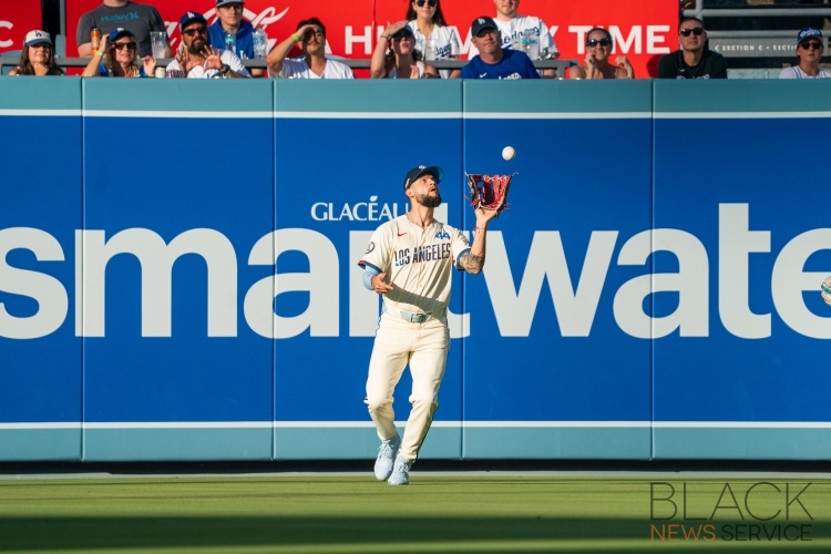 Dodgers Fall to the Red Sox 2-3