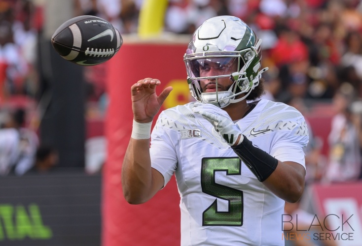 Trojans lose to Ducks, 41-27