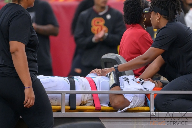 Trojans lose to Ducks, 41-27