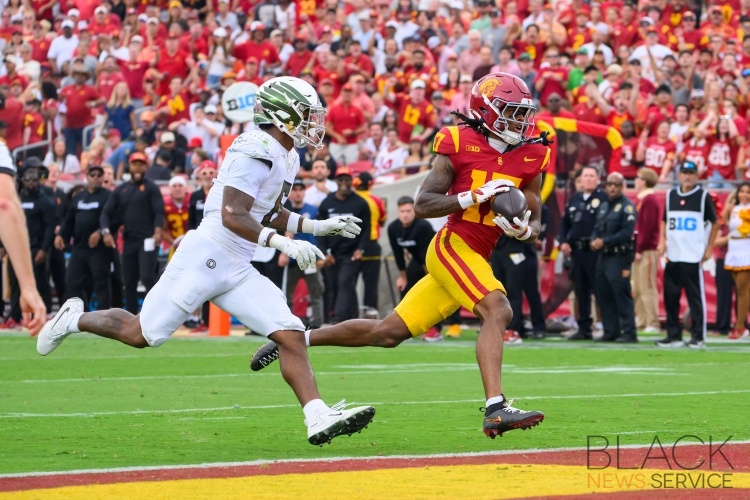 Trojans lose to Ducks, 41-27